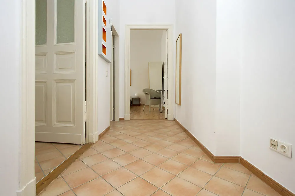 Limehome Berlin Malmoeer Strasse